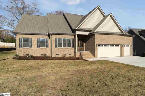 401 Whisper Walk Way