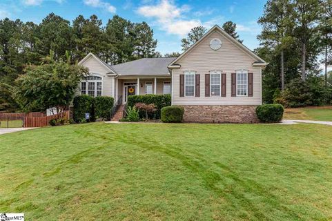 1009 Trescott Lane