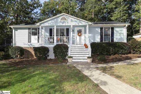 1072 Summit Drive
