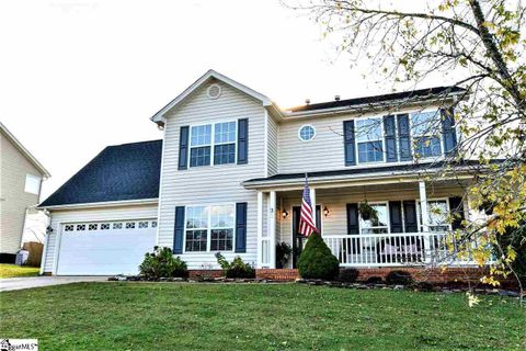 31 Rustcraft Drive