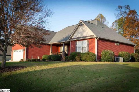 416 Tineke Way
