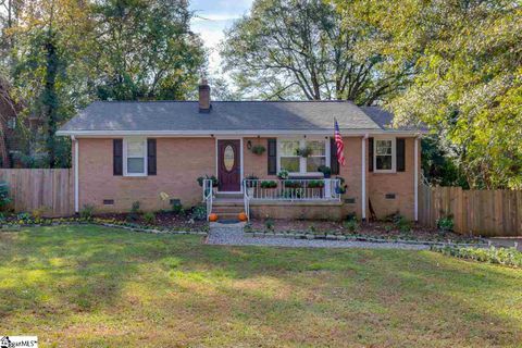 18 N Garden Circle