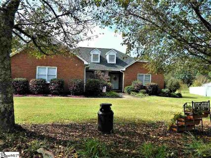 104 Canebrake Drive