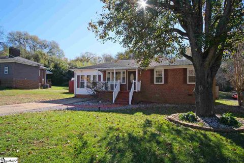 11 Ruby Drive sold home in Highview Acres, Greenville, SC