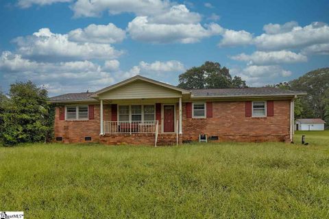 306 Due West Circle sold home in Cedar Rock, Easley, SC
