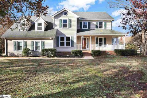200 Chariot Lane sold home in Squires Creek, Simpsonville, SC