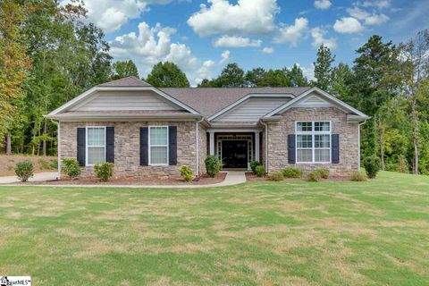 127 Prestwick Drive
