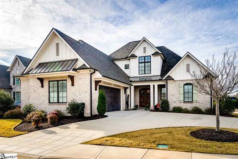 300 Tanoak Court