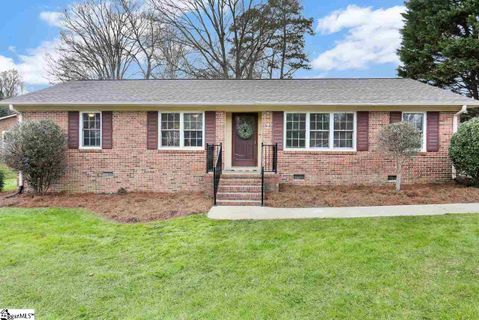2 Chesapeake Court