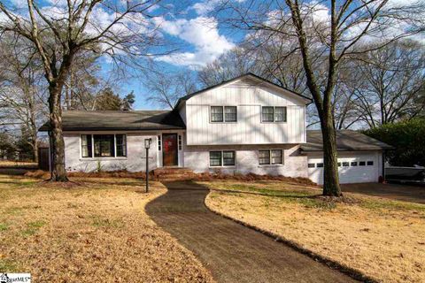 16 Overton Avenue sold home in Cedar Vale, Greenville, SC