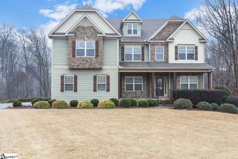 216 Lacebark Court sold home in Chandler Lake, Simpsonville, SC