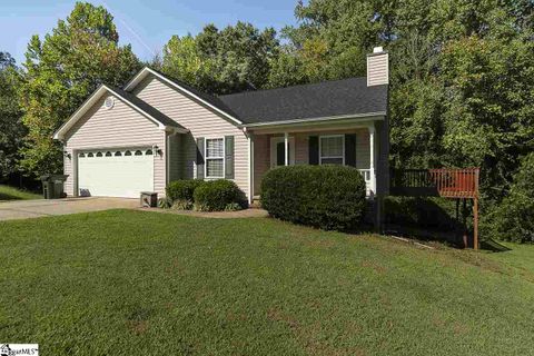 104 Twisted Ivy Court