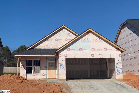 6 Royal Pine Way sold home in Magnolia Green, Greer, SC