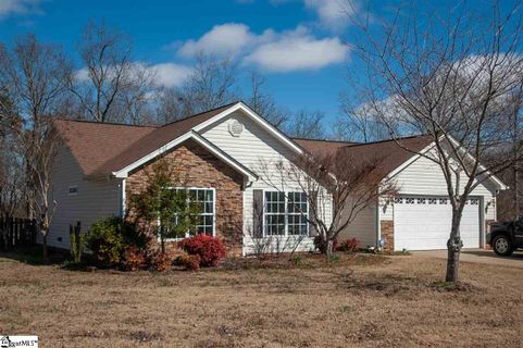 6 Rustcraft Drive