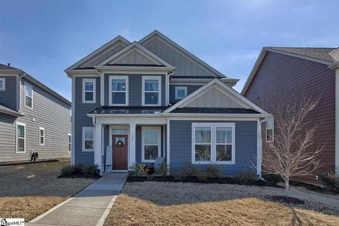 743 Rose Penny Lane