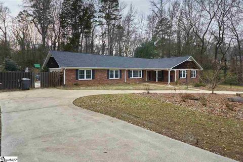 306 Providence Square sold home in Pelham Estates, Greenville, SC