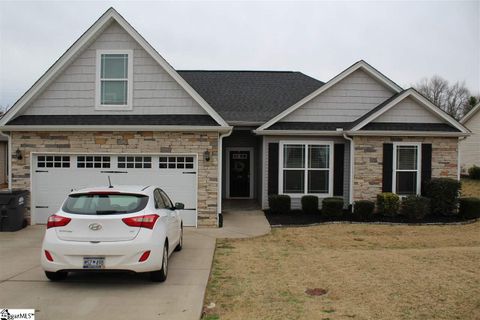 114 Alberta Circle