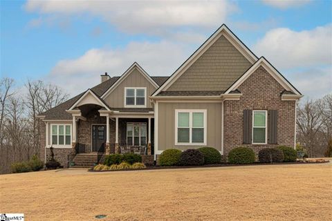 124 Acushnet Lane