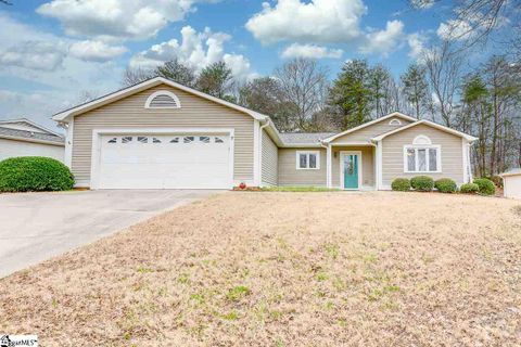 7 Woodtrace Circle