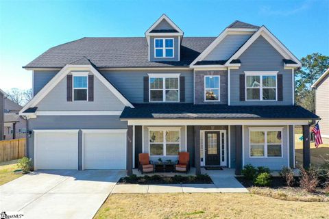 109 Wild Hickory Circle