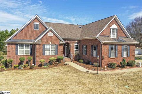617 Heathercrest Court