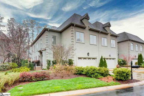 71 Castellan Drive