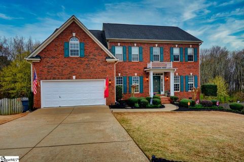 14 Suffolk Downs Way