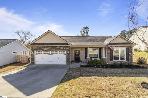 106 Alberta Circle