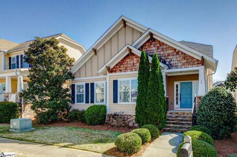 18 Pine Island Drive