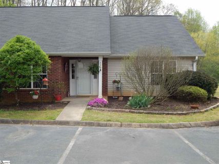 322 Woodruff Park Lane sold home in Townes At Woodruff Park, Simpsonville, SC