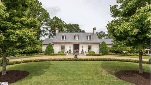 111 Boxwood Lane