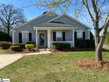 214 Seven Pines Court