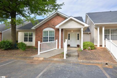 5 Creekbend Court sold home in Townes At Woodruff Park, Simpsonville, SC