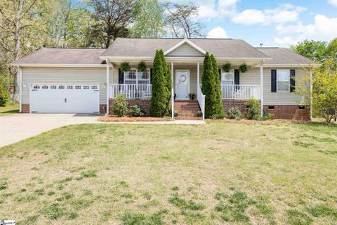 10 Luray Drive