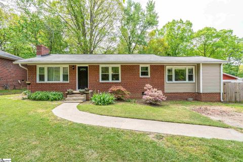 29 Twin Springs Drive
