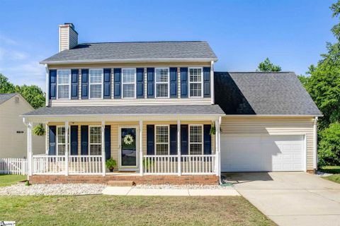 303 Riverside Chase Circle