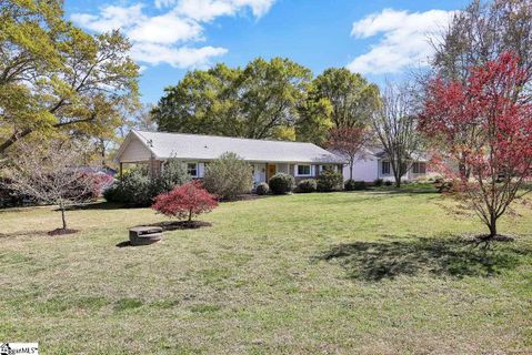 106 Farrar Lane sold home in Terrace Gardens, Greer, SC