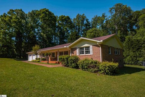 205 Pinewood Drive