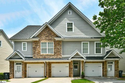 6 Edge Court Unit B