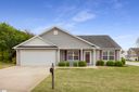 2 Rosehill Place sold home in Fountain Inn, SC