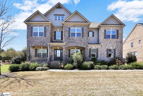 3 Clifton Grove Way
