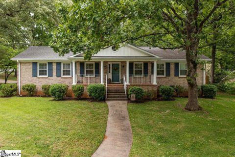 104 Winsford Drive