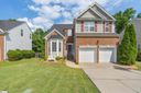 105 Stonewater Drive sold home in Simpsonville, SC