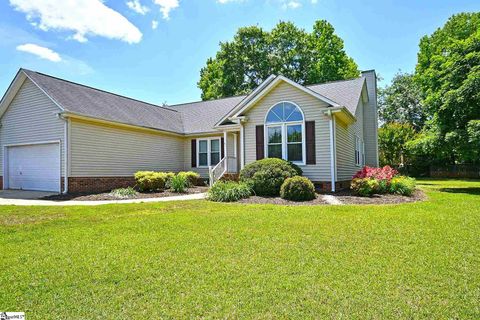 200 Chadley Way