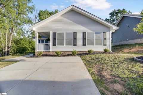 698 Ruddy Creek Circle sold home in Creekside Development, Greer, SC