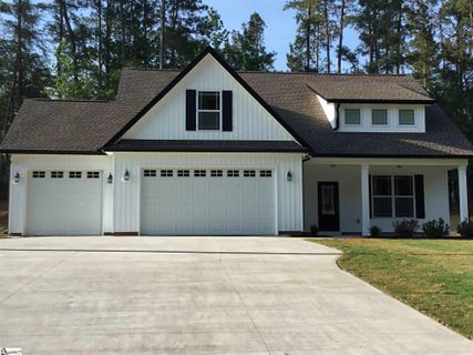 771 Hammett Pointe Court sold home in Hammett Pointe, Lyman, SC