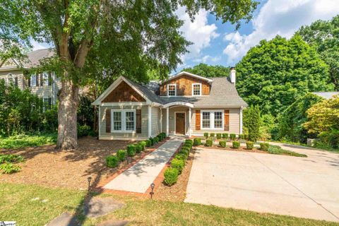 219 Waccamaw Avenue