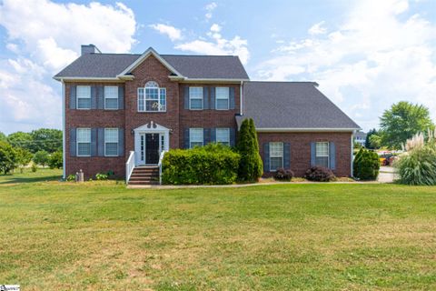 207 Saddlebred Drive