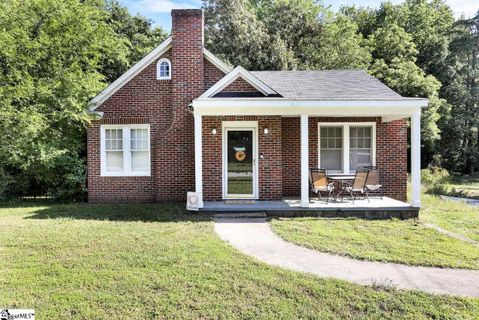 106 W Belvue Road sold home in Piedmont Park, Greenville, SC