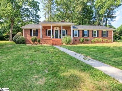 16 Wayne Drive